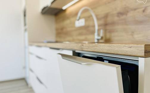 Pronájem bytu 2+kk 43 m², Nerudova, Vyškov - Vyškov-Město