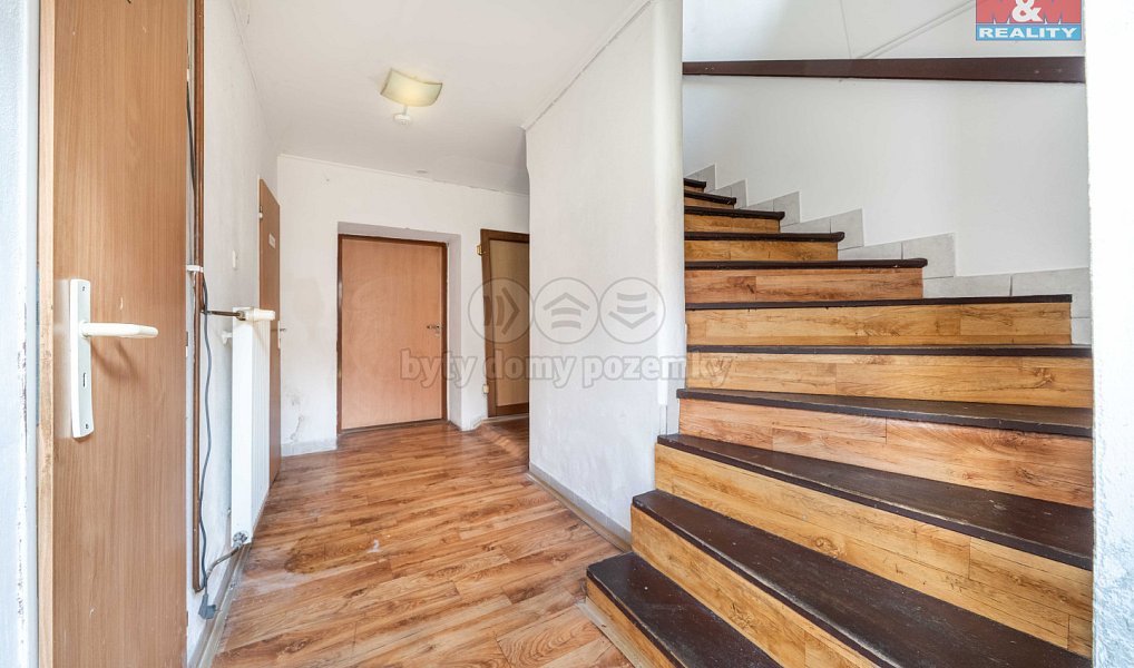 Prodej domu 198 m² s pozemkem 159 m², Břasy – náhled fotky 9