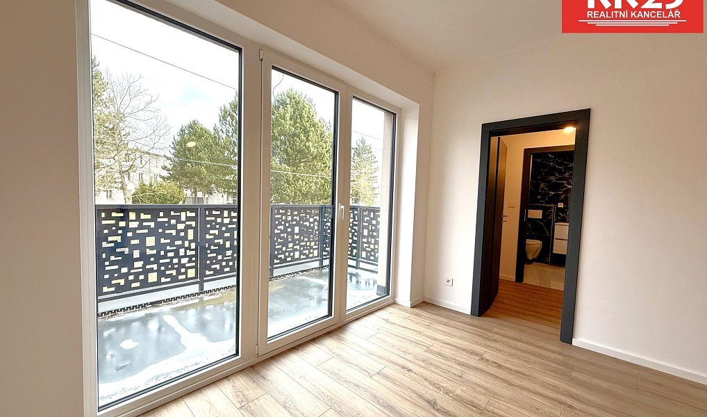 Prodej domu 200 m² s pozemkem 497 m², Velká Hleďsebe – náhled fotky 27