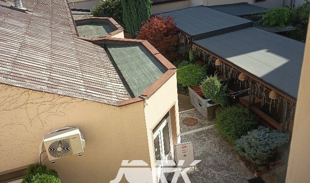 Pronájem obchodních prostor 270 m², Pardubice – náhled fotky 2