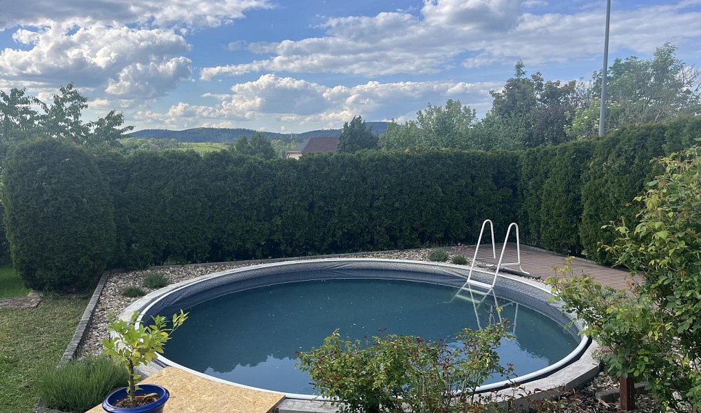Pronájem domu 160 m² s pozemkem 1 135 m², Stašov – náhled fotky 34