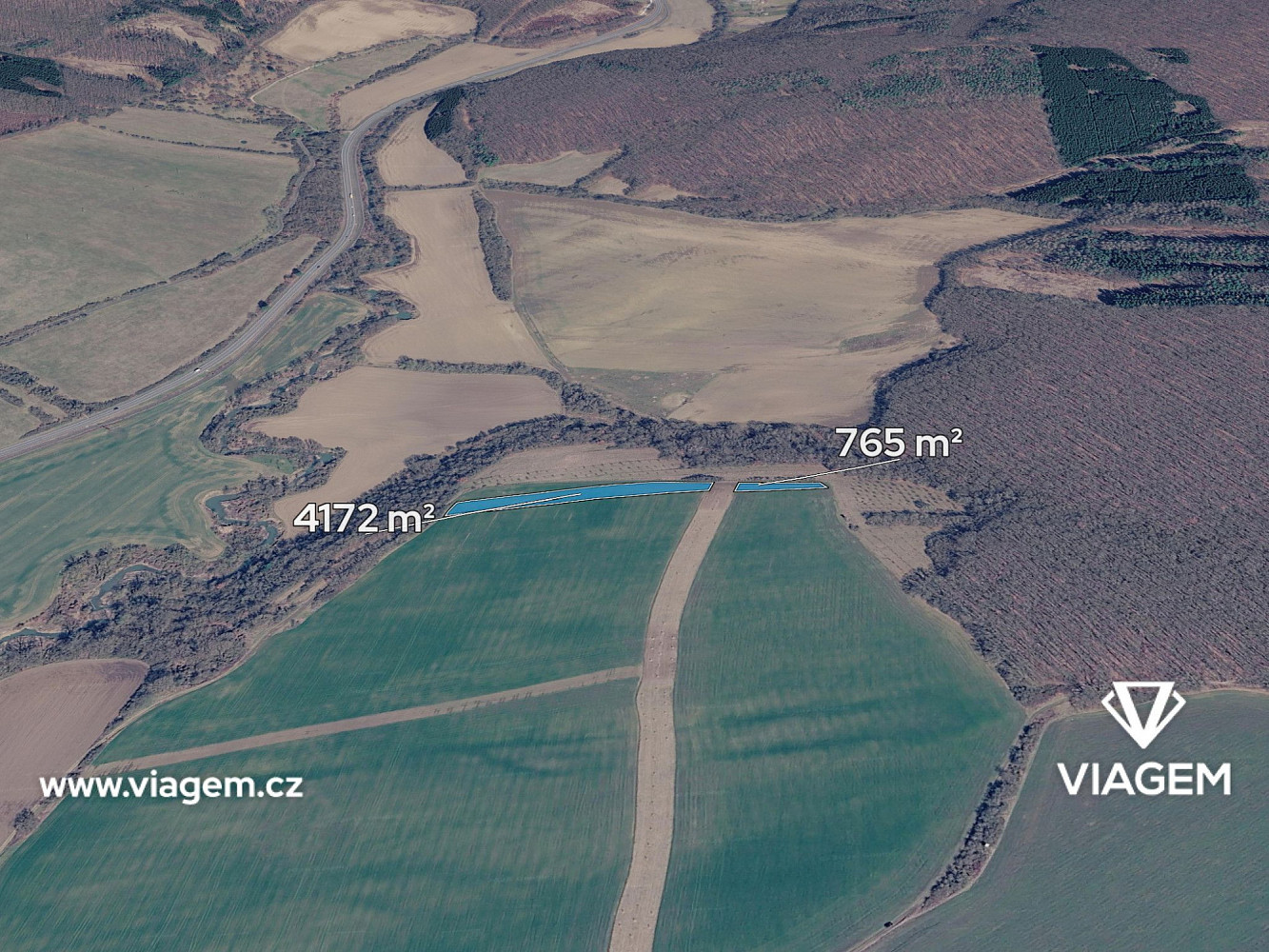 Prodej pole 2 468 m²