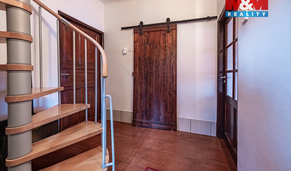Prodej domu 203 m² s pozemkem 557 m², Bojanovice – náhled fotky 18