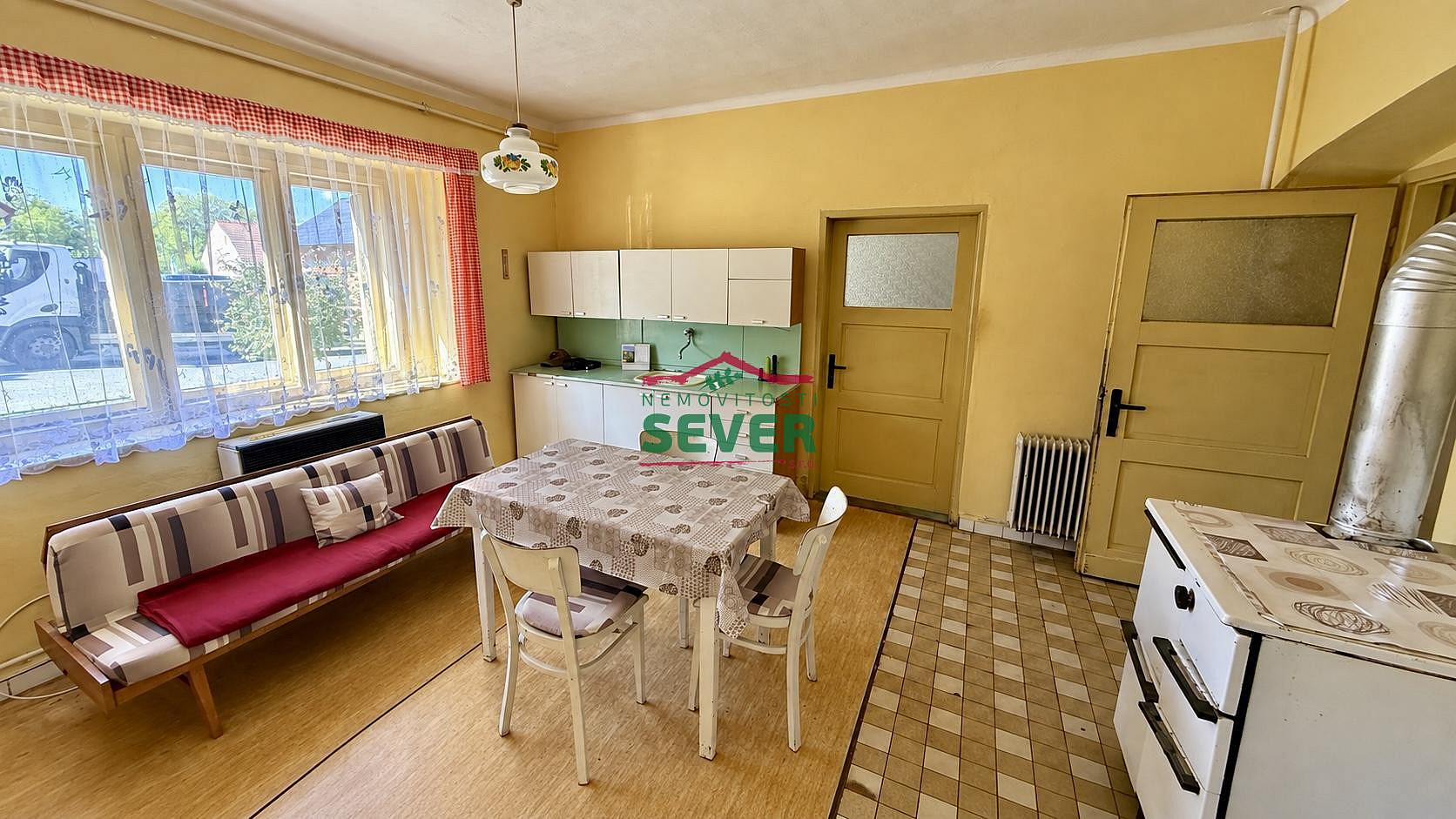 Prodej domu 241 m² s pozemkem 1 596 m² – fotografie 5