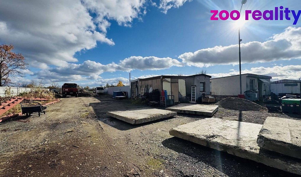 Prodej komerčního pozemku 2 670 m², Lišov – náhled fotky 4
