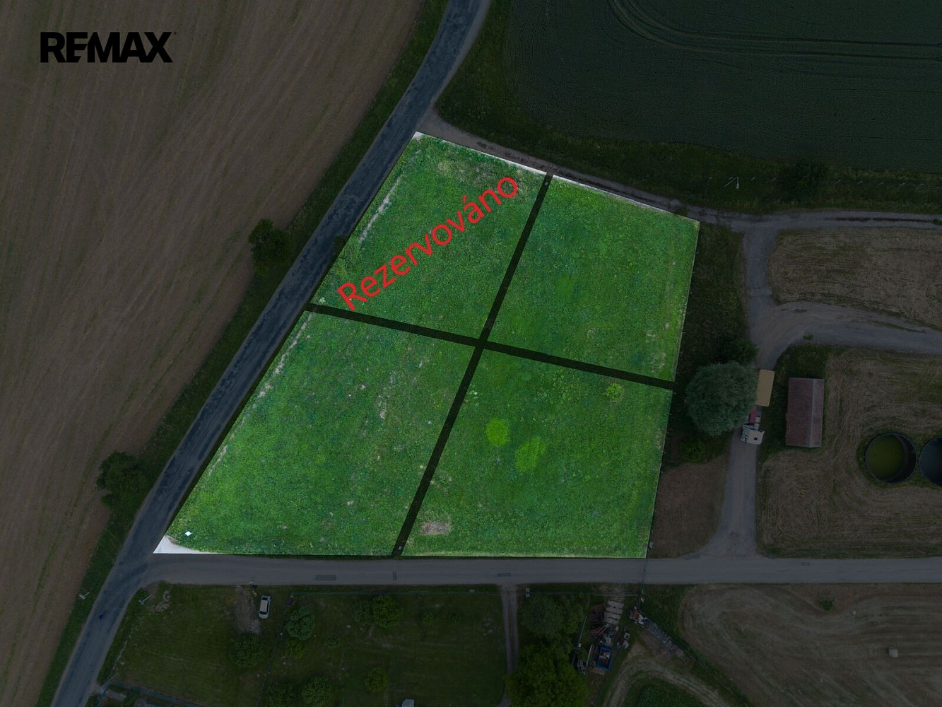 Prodej stavebního pozemku 1 165 m²