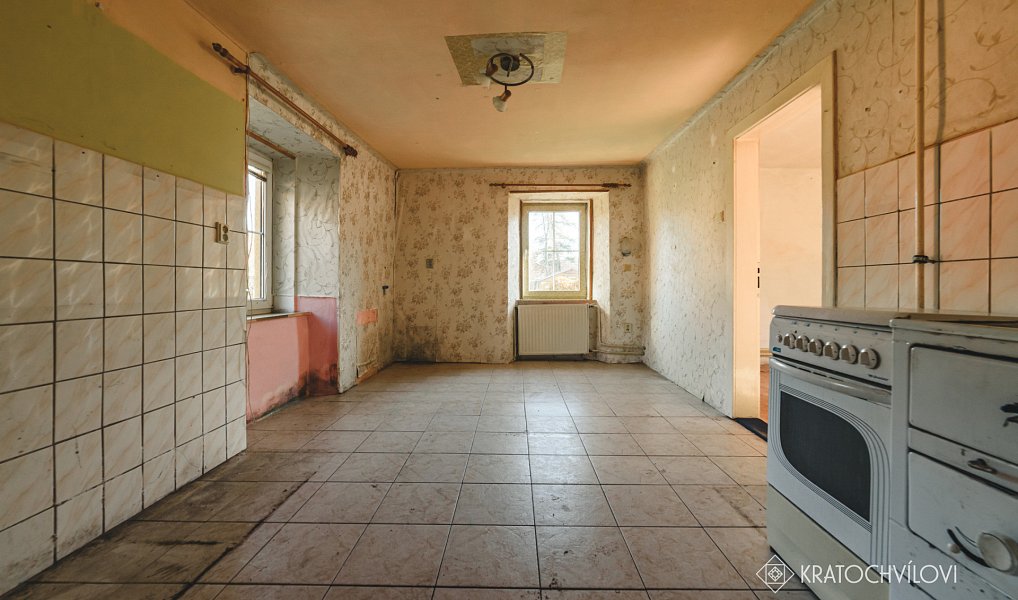 Prodej domu 104 m² s pozemkem 956 m², Strunkovice nad Blanicí – náhled fotky 10
