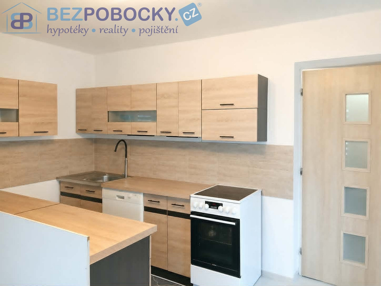 Prodej domu 80 m² s pozemkem 388 m² — photo 2