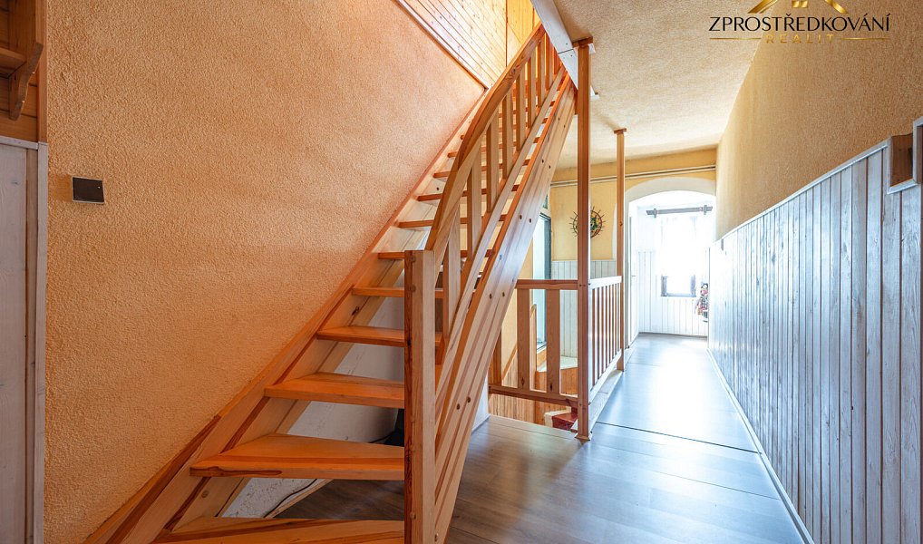 Prodej domu 250 m² s pozemkem 382 m², Abertamy – náhled fotky 13