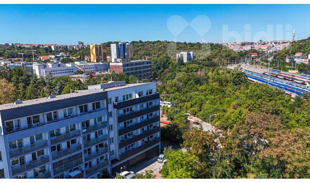 Prodej bytu 2+kk 69 m², Praha – náhled fotky 18