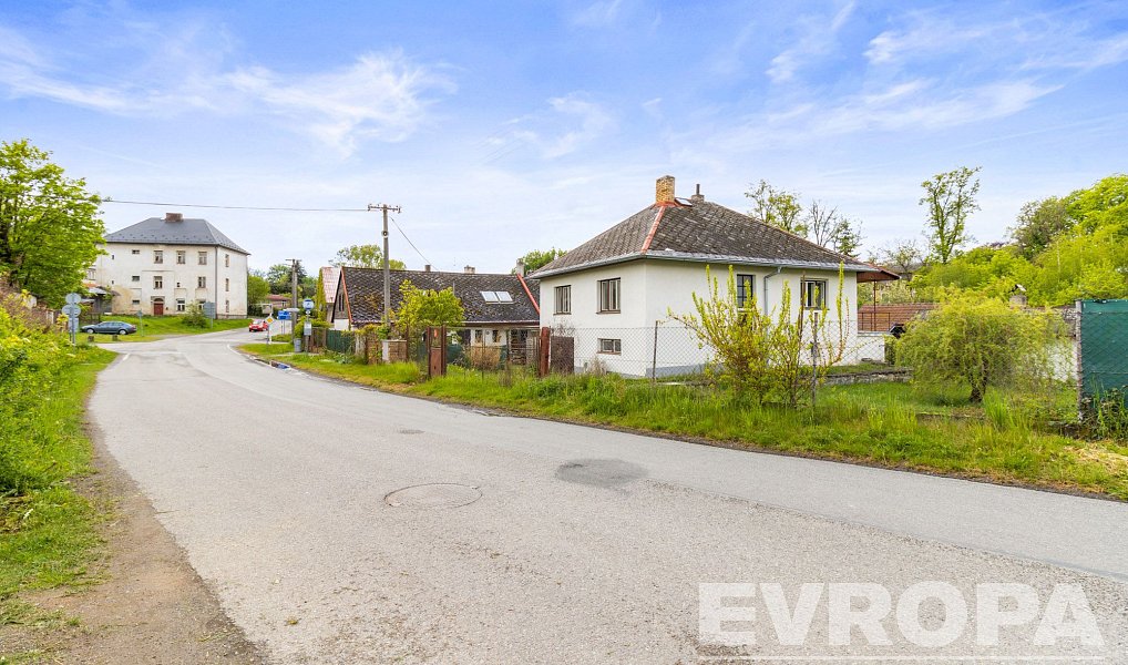 Prodej domu 144 m² s pozemkem 799 m², Úsobí – náhled fotky 2