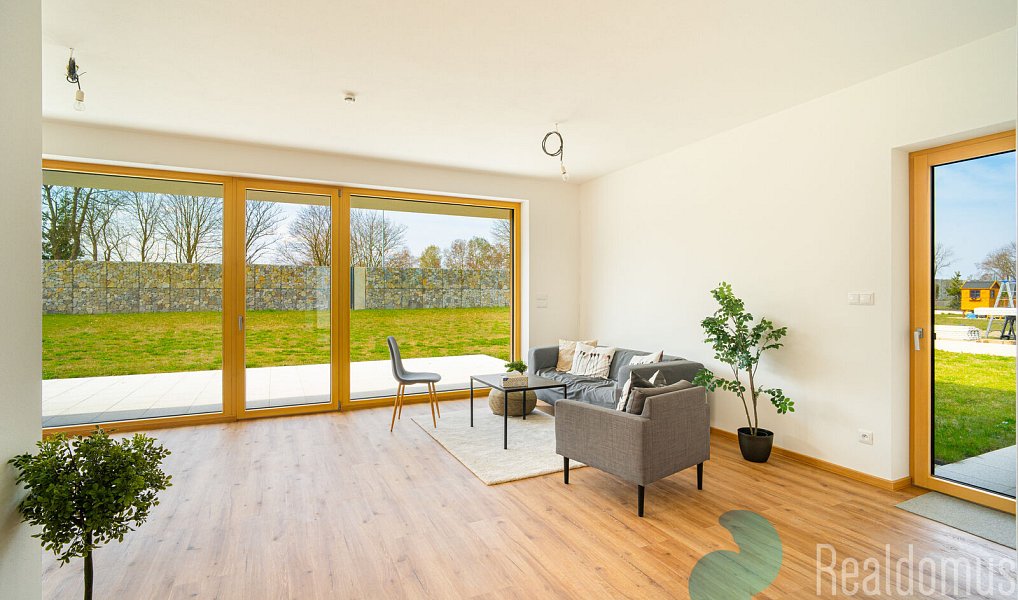 Prodej domu 150 m² s pozemkem 667 m², České Budějovice – náhled fotky 3
