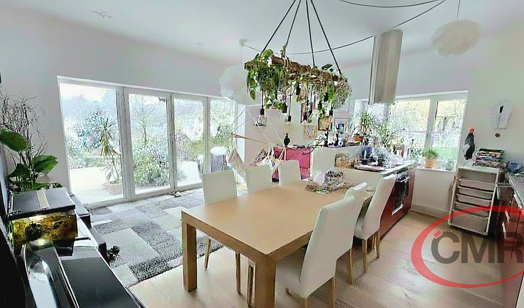 Pronájem domu 200 m² s pozemkem 534 m², Praha – náhled fotky 2