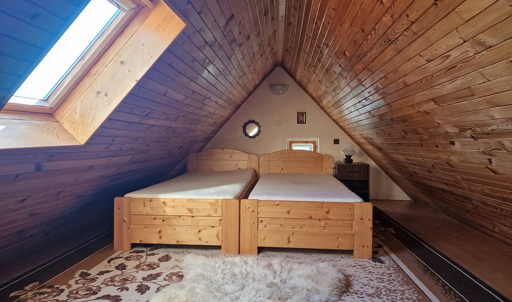Prodej domu 219 m², Studenec – náhled fotky 23