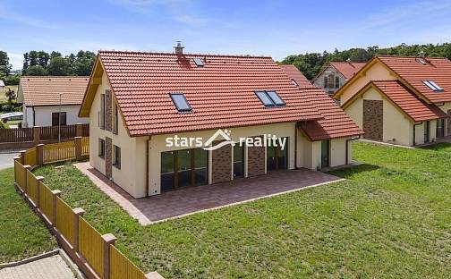 Prodej domu 179 m² s pozemkem 676 m², Akátová, Veltrusy, okres Mělník