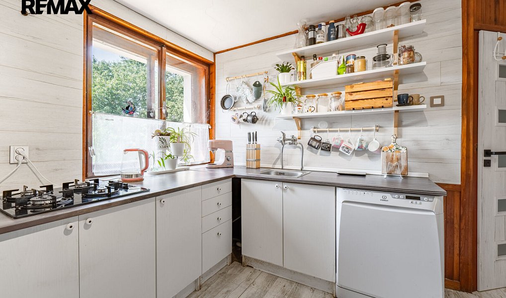 Prodej domu 200 m² s pozemkem 1 941 m², Praha – náhled fotky 7