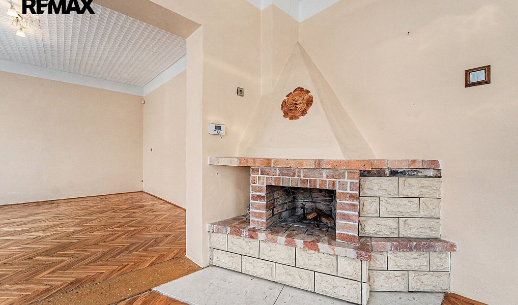 Prodej domu 294 m² s pozemkem 427 m², Pečky – náhled fotky 4