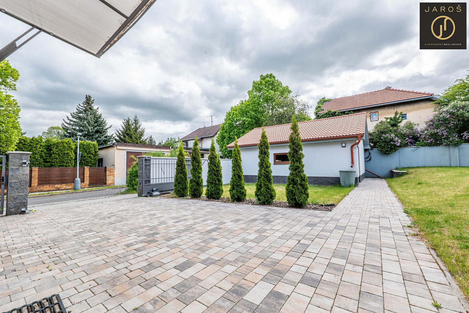 Prodej domu 209 m² s pozemkem 630 m² – fotografie 4