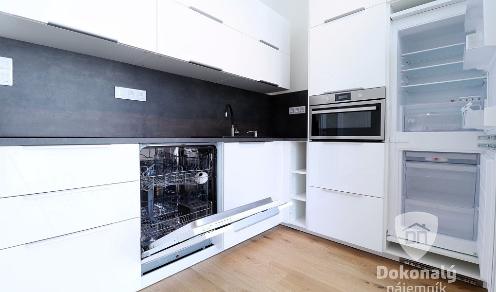 Pronájem bytu 1+kk 29 m², Praha – náhled fotky 4