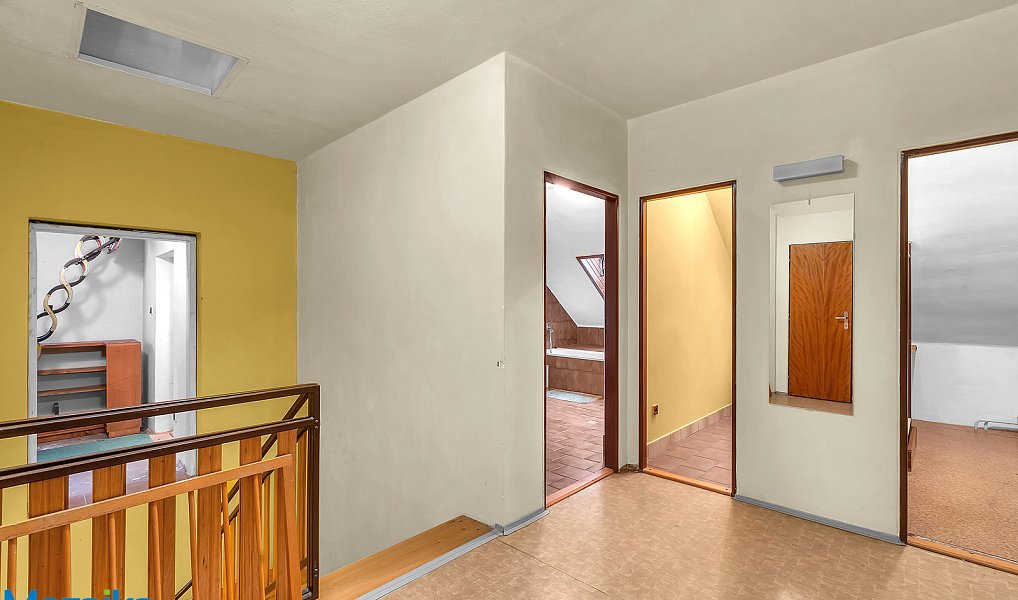 Prodej domu 322 m² s pozemkem 1 175 m², Letohrad – náhled fotky 22