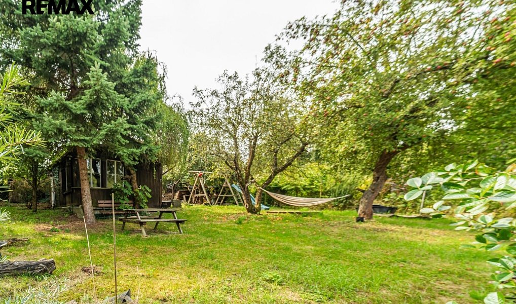 Prodej zahrady 489 m², Praha – náhled fotky 9