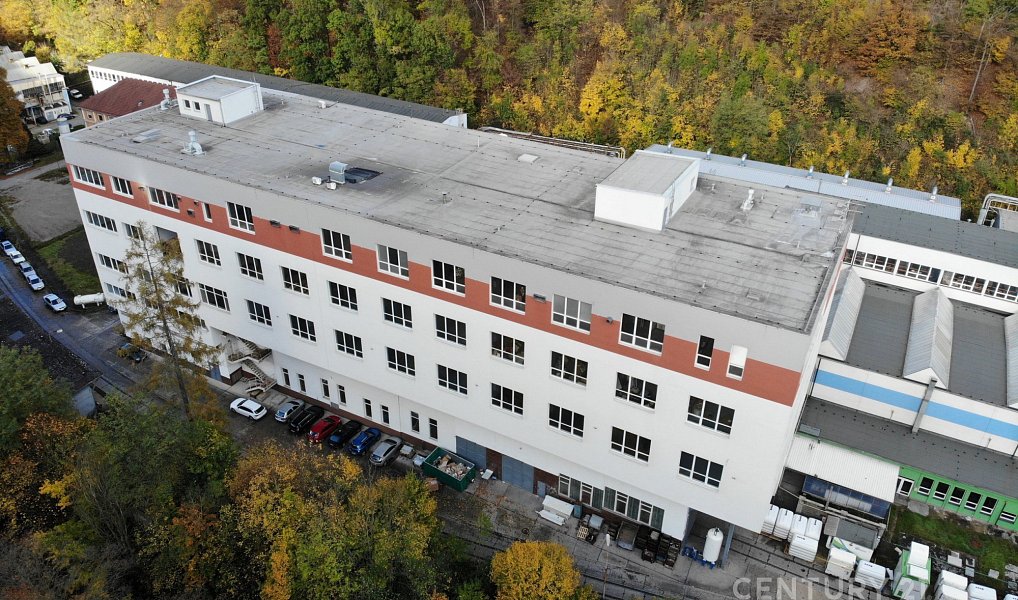 Pronájem výrobních prostor 1 920 m², Brno – fotka 1 z 13
