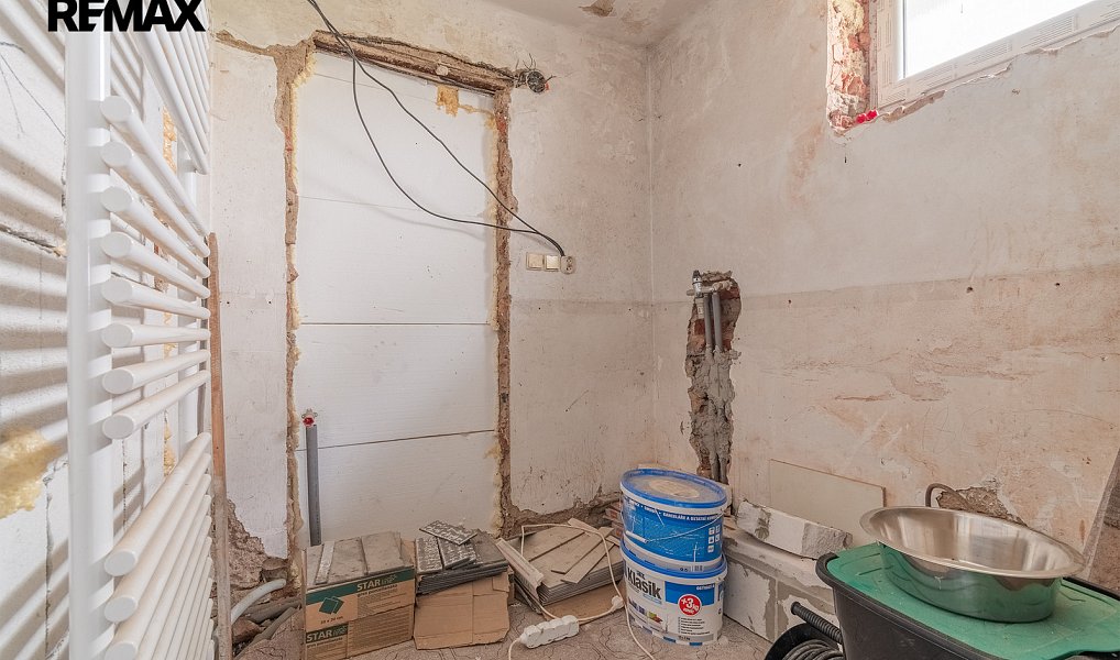 Prodej domu 207 m² s pozemkem 1 227 m², Lnáře – náhled fotky 16