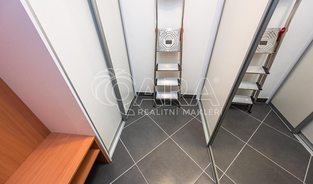 Pronájem bytu 3+kk 90 m², Praha – náhled fotky 18