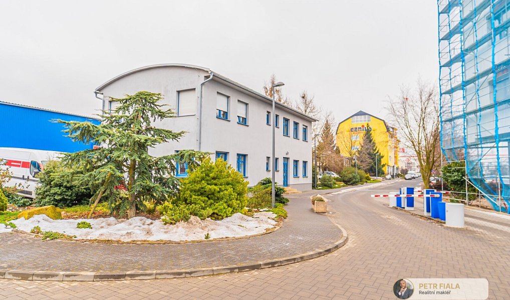 Pronájem kanceláře 128 m², Praha – náhled fotky 10