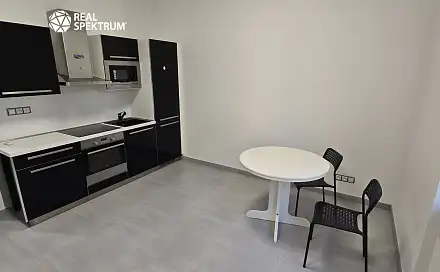Pronájem bytu 1+kk 28 m²