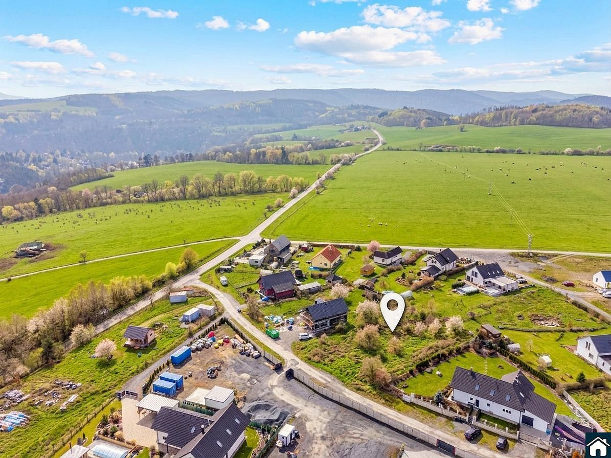 Prodej stavebního pozemku 1 556 m² – fotografie 4
