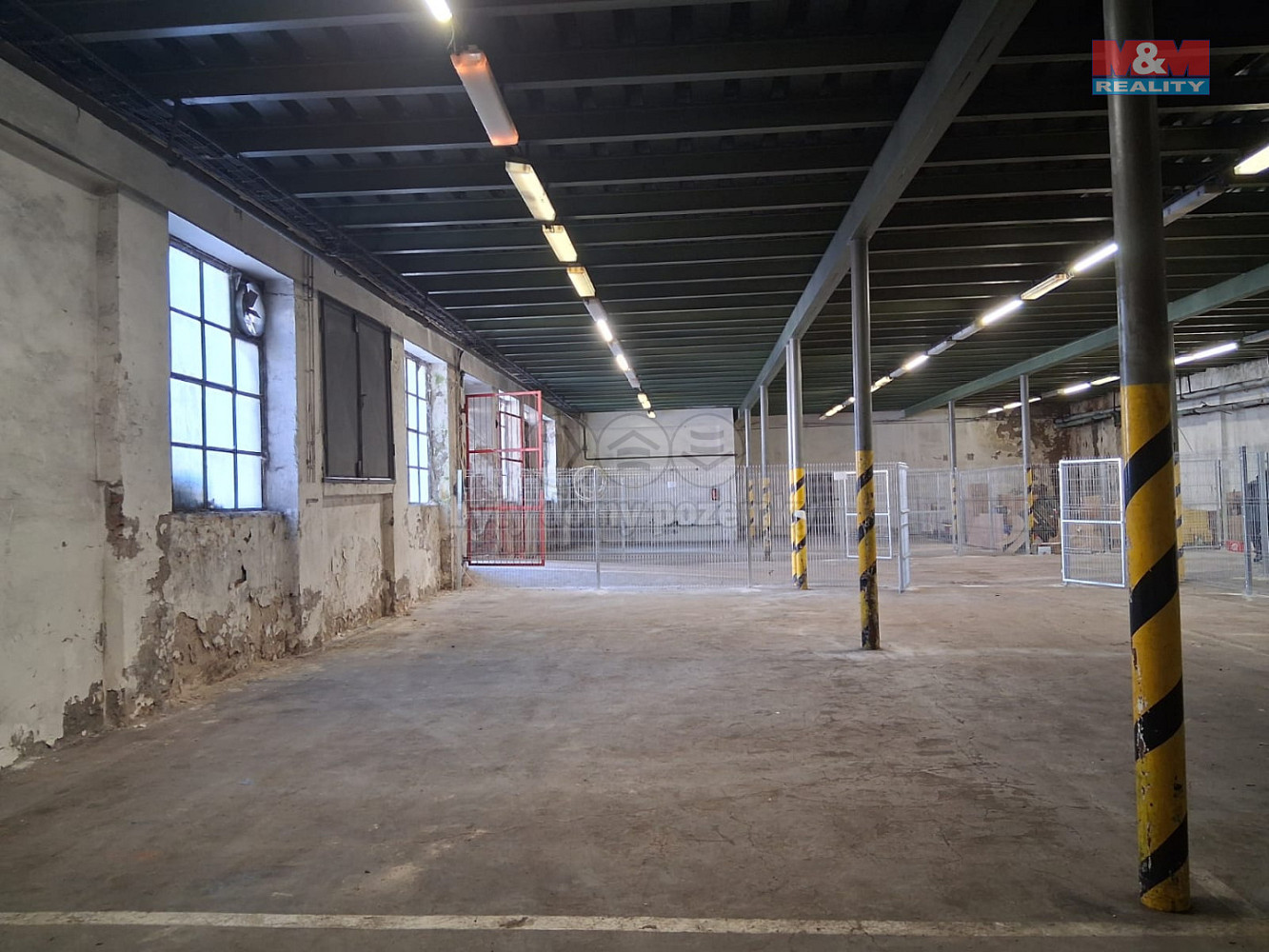 Pronájem skladovacích prostor 195 m² – fotografie 4