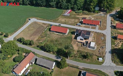 Prodej stavebního pozemku 1 416 m², Těchobuz, okres Pelhřimov