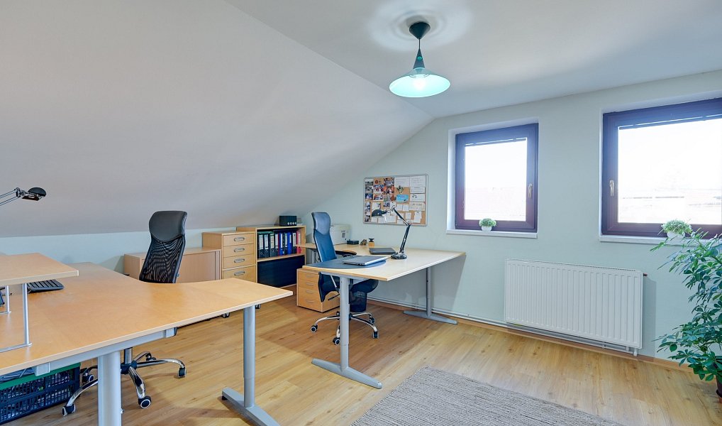 Prodej domu 293 m² s pozemkem 632 m², Odry – náhled fotky 32
