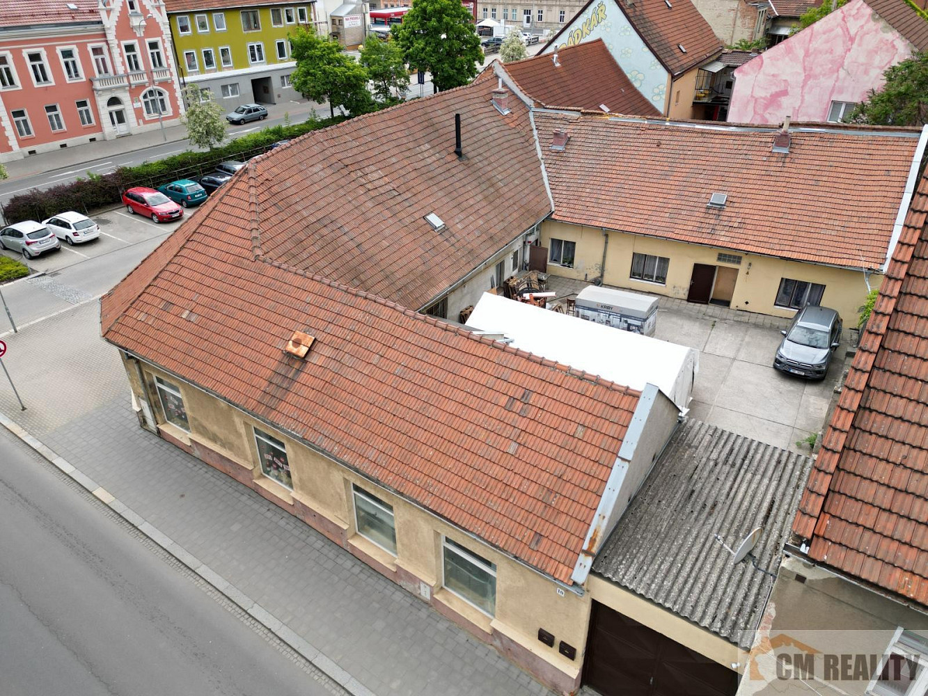 Prodej komerčního objektu (jiného typu) 300 m² – pohled 3