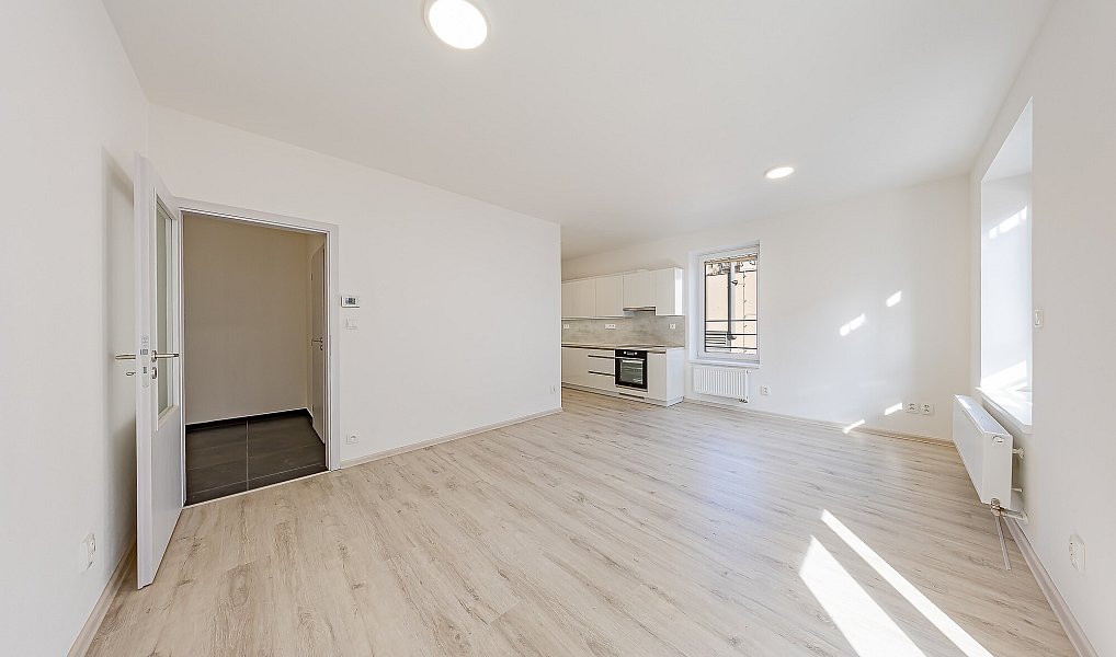 Pronájem bytu 2+kk 48 m², Uherské Hradiště – náhled fotky 3