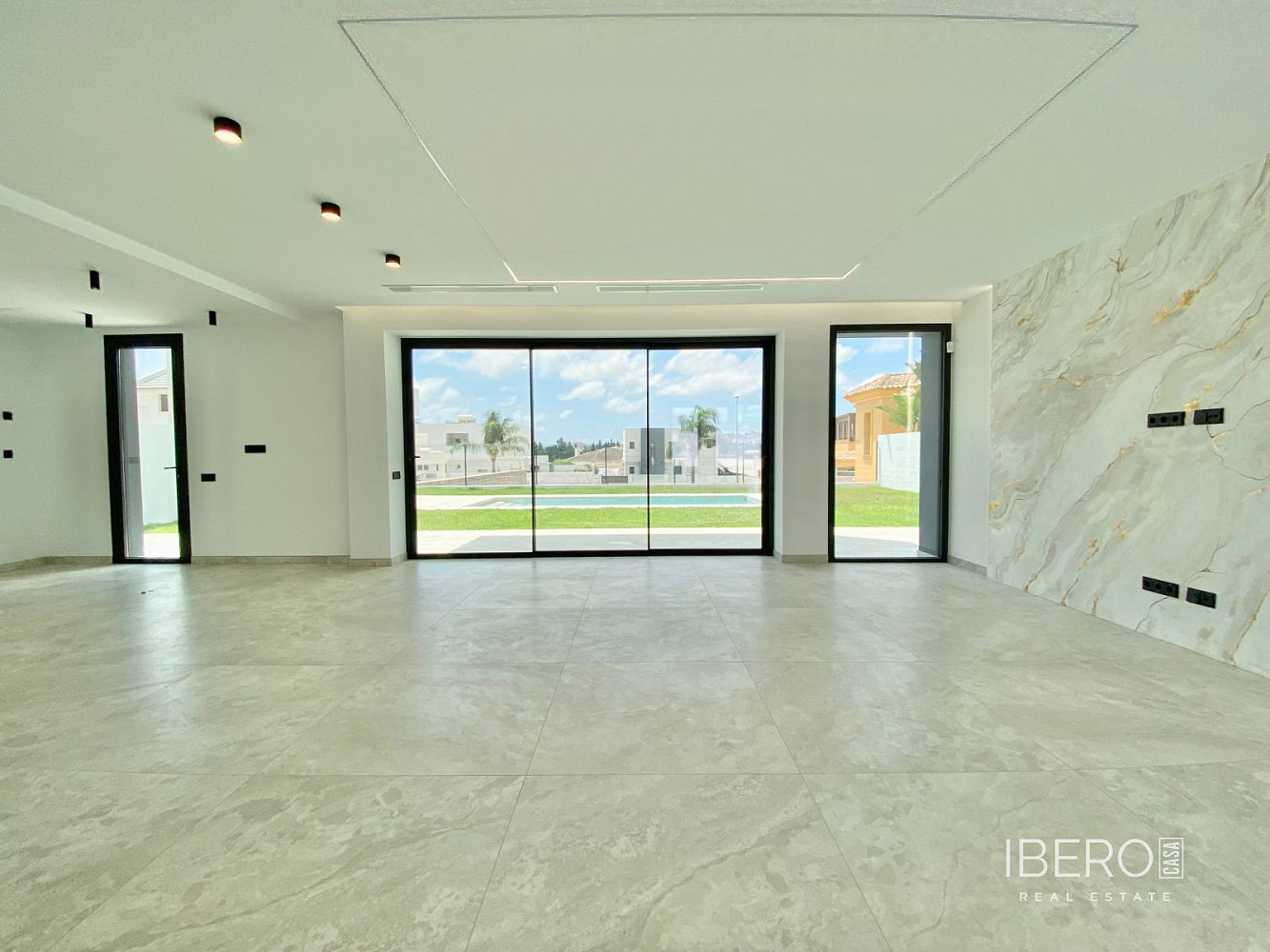 Prodej domu 209 m² s pozemkem 452 m² — photo 4