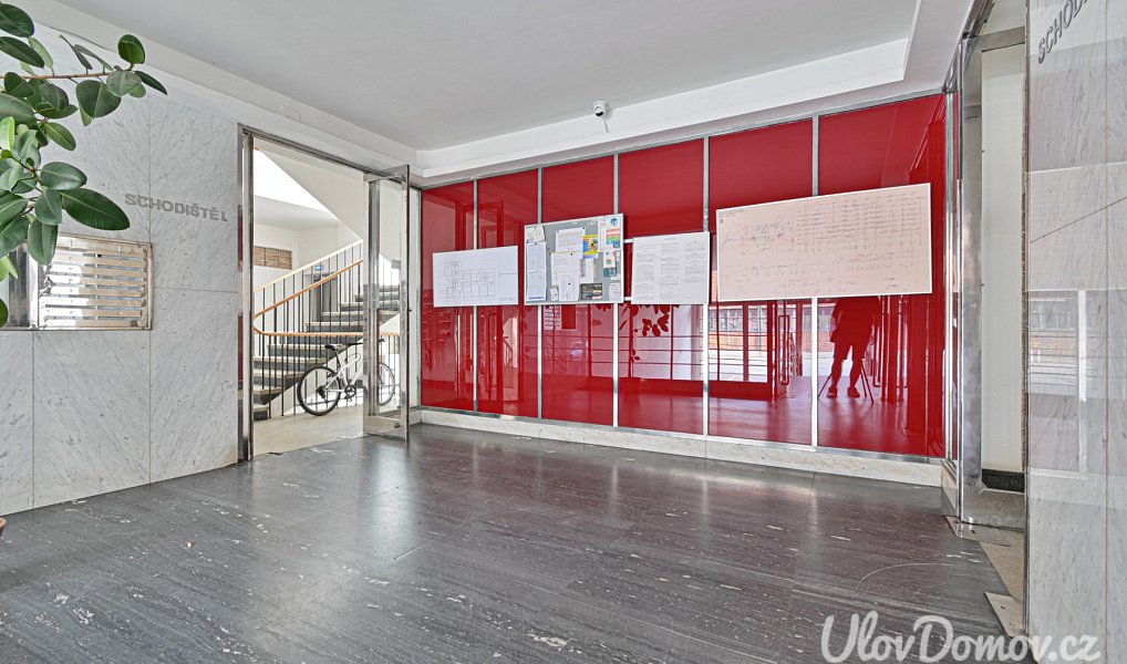 Prodej bytu 4+1 132 m², Praha – náhled fotky 40