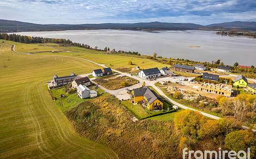 Prodej komerčního pozemku 1 696 m², Frymburk - Kovářov, okres Český Krumlov