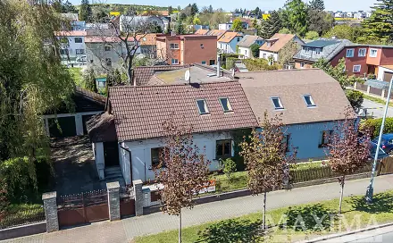 Prodej domu 230 m² s pozemkem 654 m², Na hlavní, Praha 8 - Březiněves