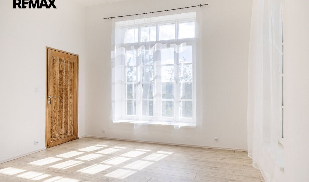 Prodej bytu 1+kk 28 m², Vráž – náhled fotky 10