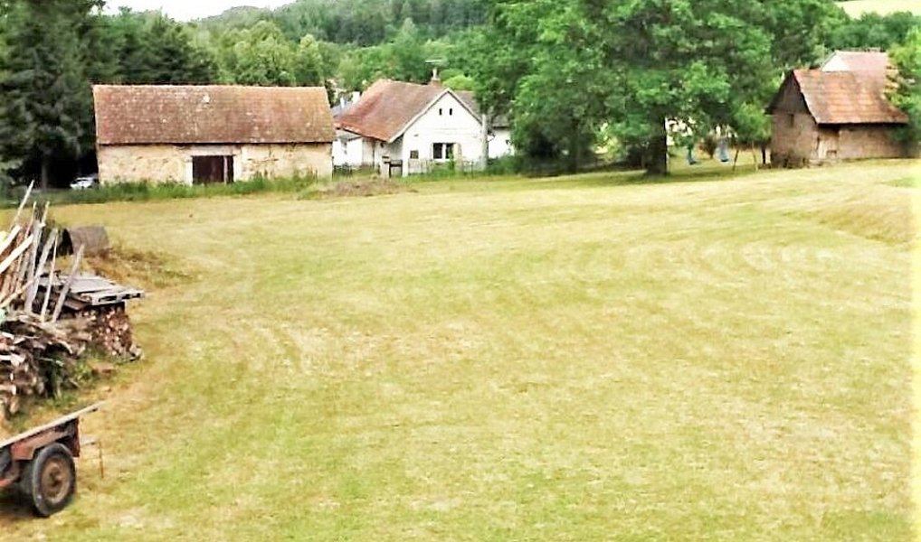 Prodej pozemku, 1740 m², Benešov, Popovice
