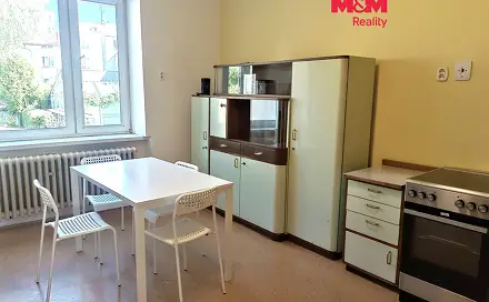 Pronájem bytu 1+1 55 m², Zahradní, Police nad Metují, okres Náchod