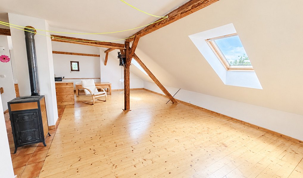 Prodej domu 220 m² s pozemkem 1 017 m², Starý Jičín – náhled fotky 2
