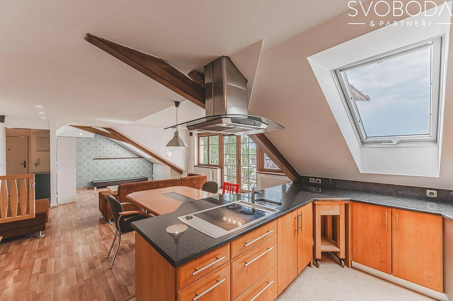 Pronájem bytu 3+kk 107 m² – fotografie 2