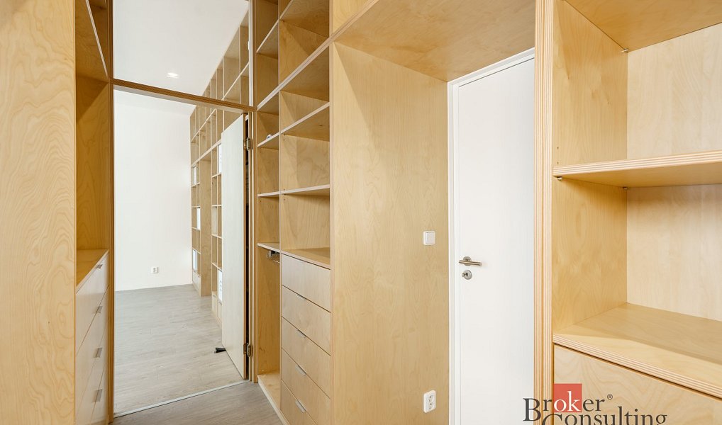 Pronájem bytu 2+1 74 m², Liberec – náhled fotky 13