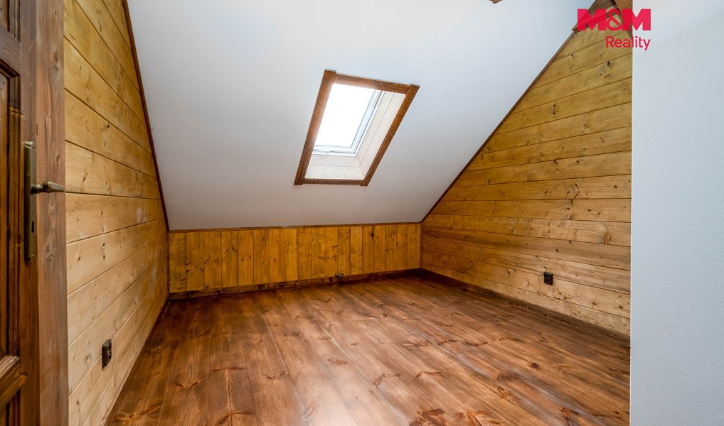 Prodej domu 221 m² s pozemkem 1 624 m², Trhový Štěpánov – náhled fotky 25