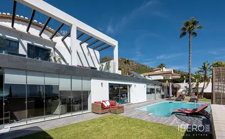 Prodej domu 296 m² s pozemkem 800 m², Mijas Costa, Španělsko
