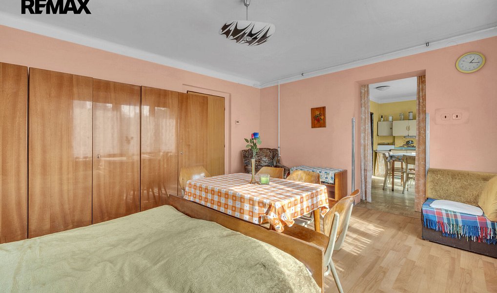 Prodej domu 217 m² s pozemkem 522 m², Smidary – náhled fotky 8