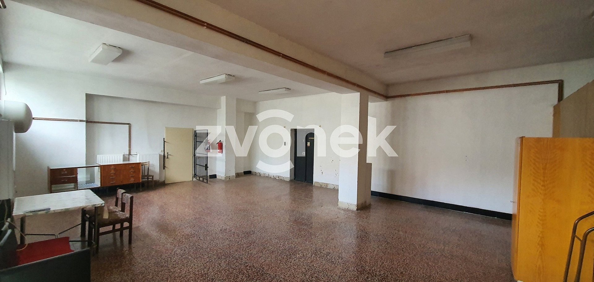 Pronájem obchodních prostor 320 m² – fotografie 5